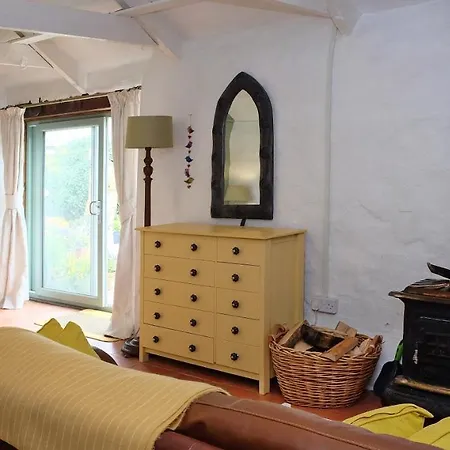 Cowshed Cottage Located Nr Kynance Cove Lizard Exterior photo